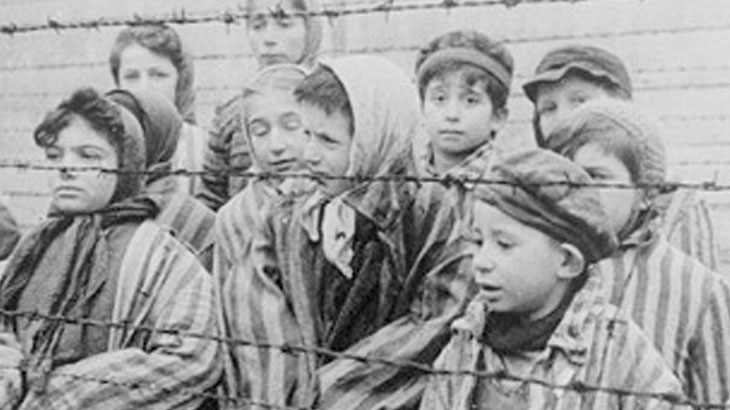 Comentarios sobre la educación "post-Auschwitz” | Argentina Investiga